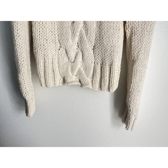 J Crew 100% Wool Aran Style Cable Knit Fisherman Hand Knit Turtleneck Sweater M - Picture 4 of 8